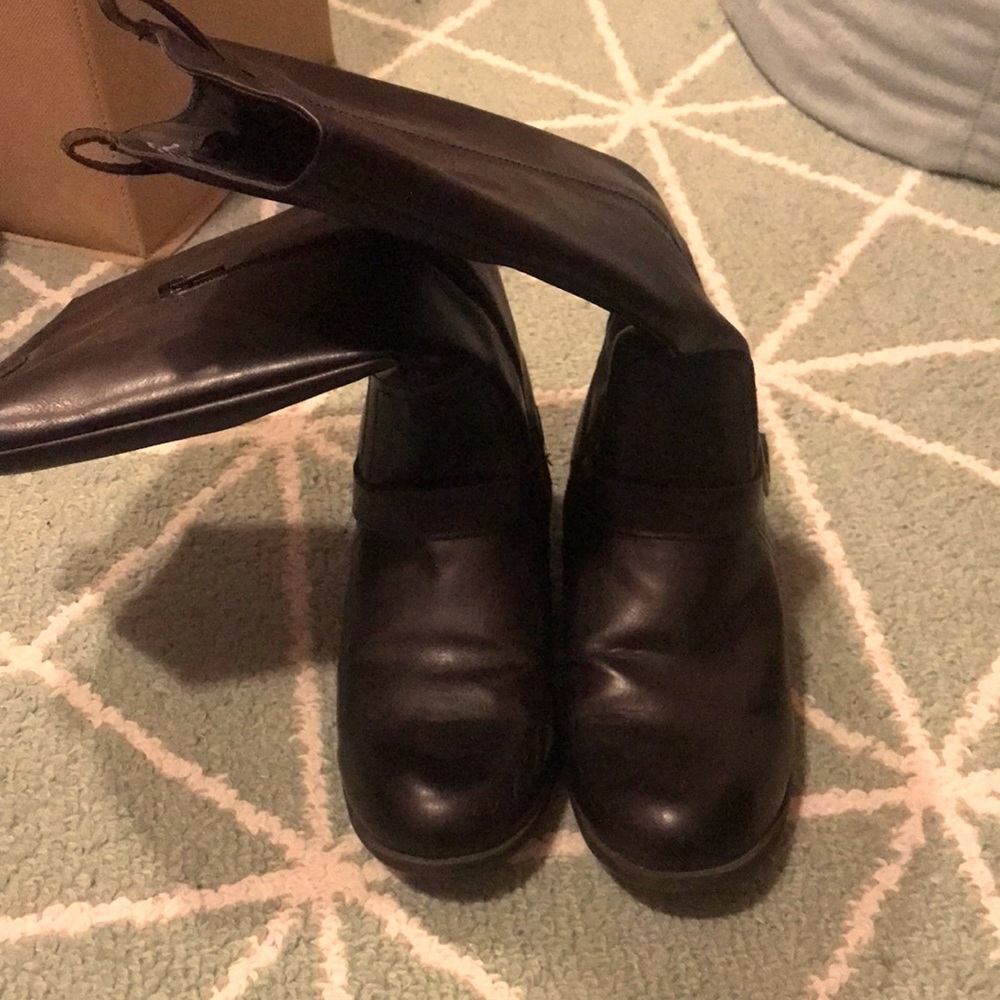 Size 6 black boots. Used only three times